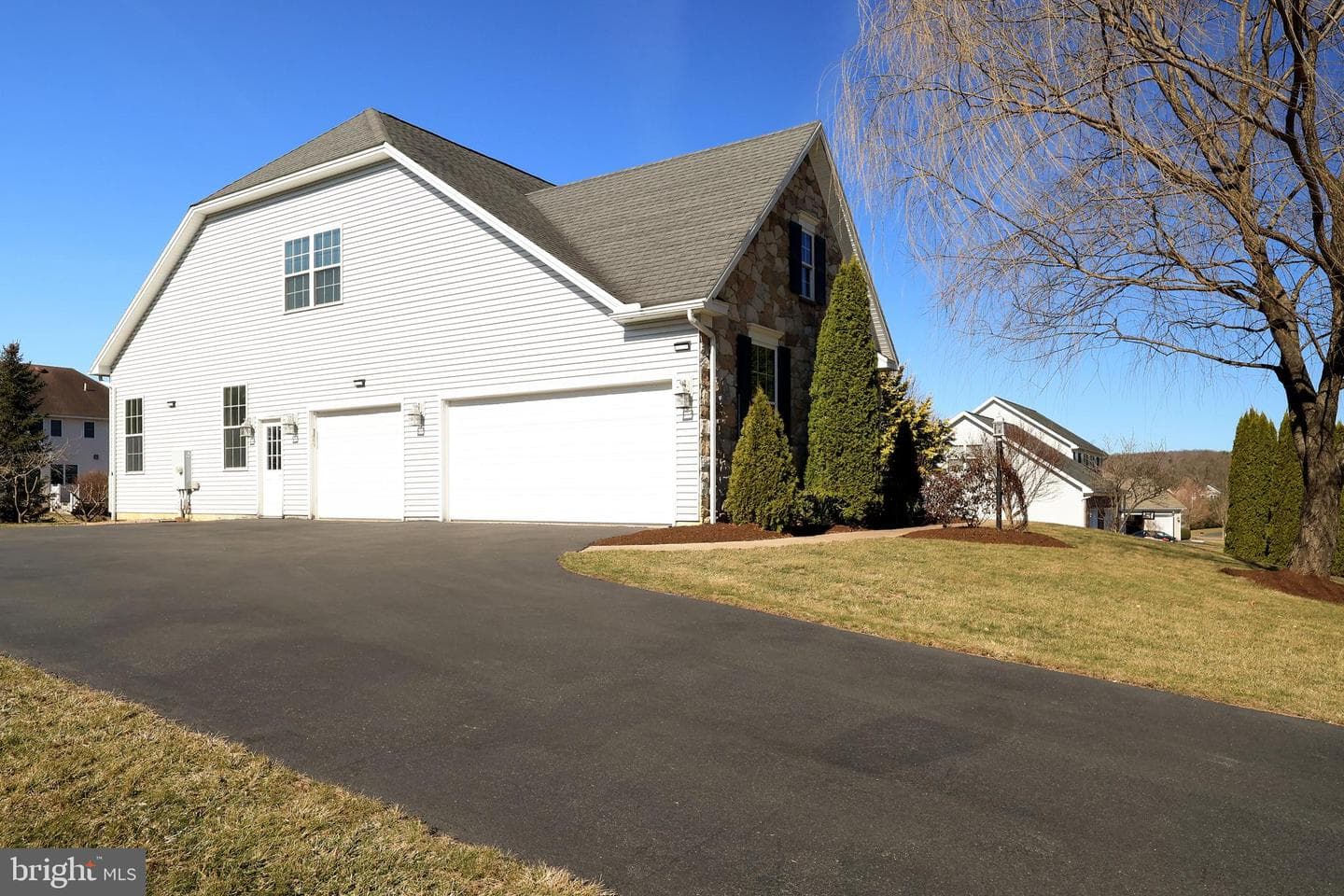 1272 Barnstable Lane photo 53