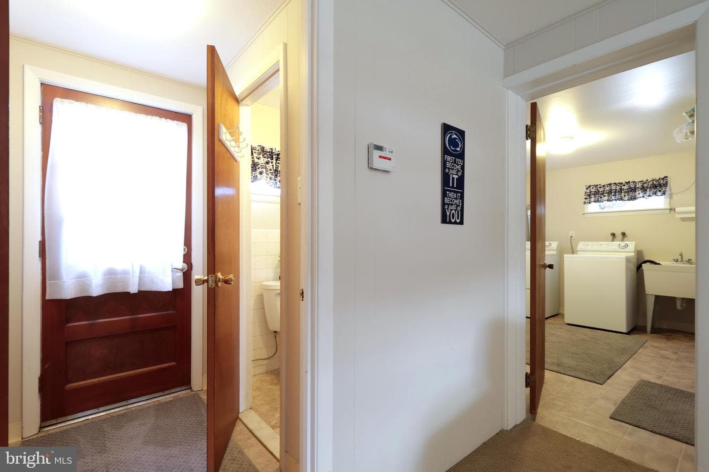 541 E McCormick Avenue photo 32