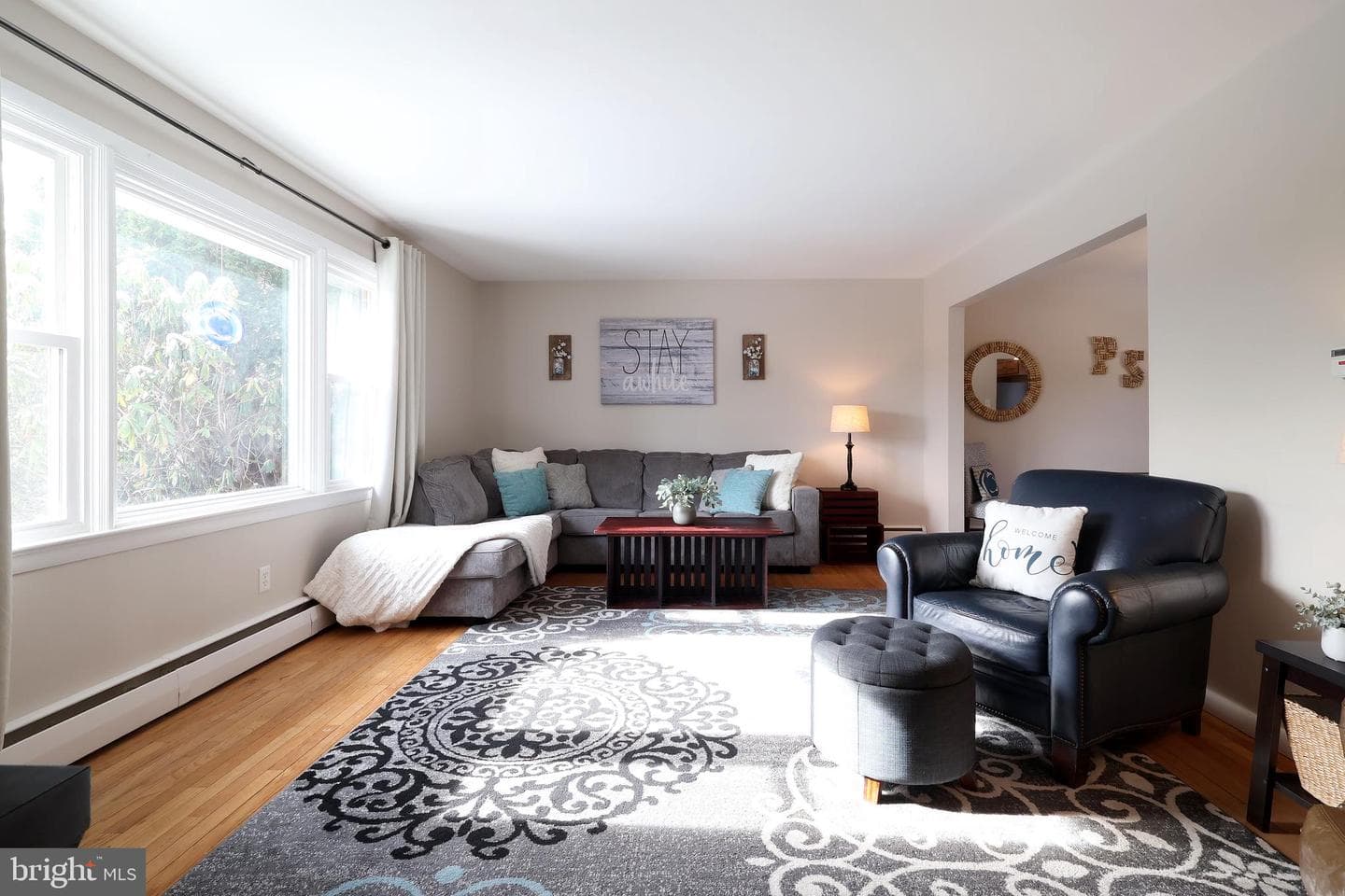 541 E McCormick Avenue photo 4