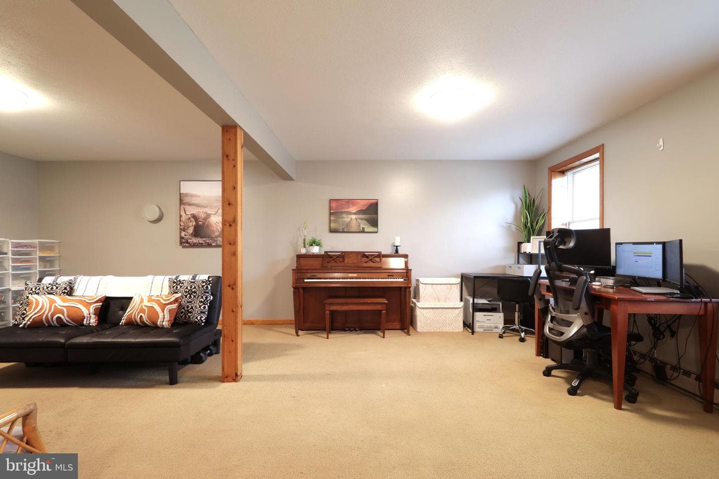 311 Goldfinch Drive photo 32