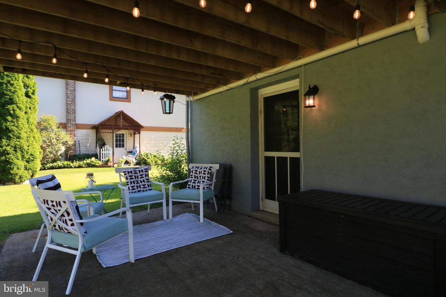 311 Goldfinch Drive photo 47