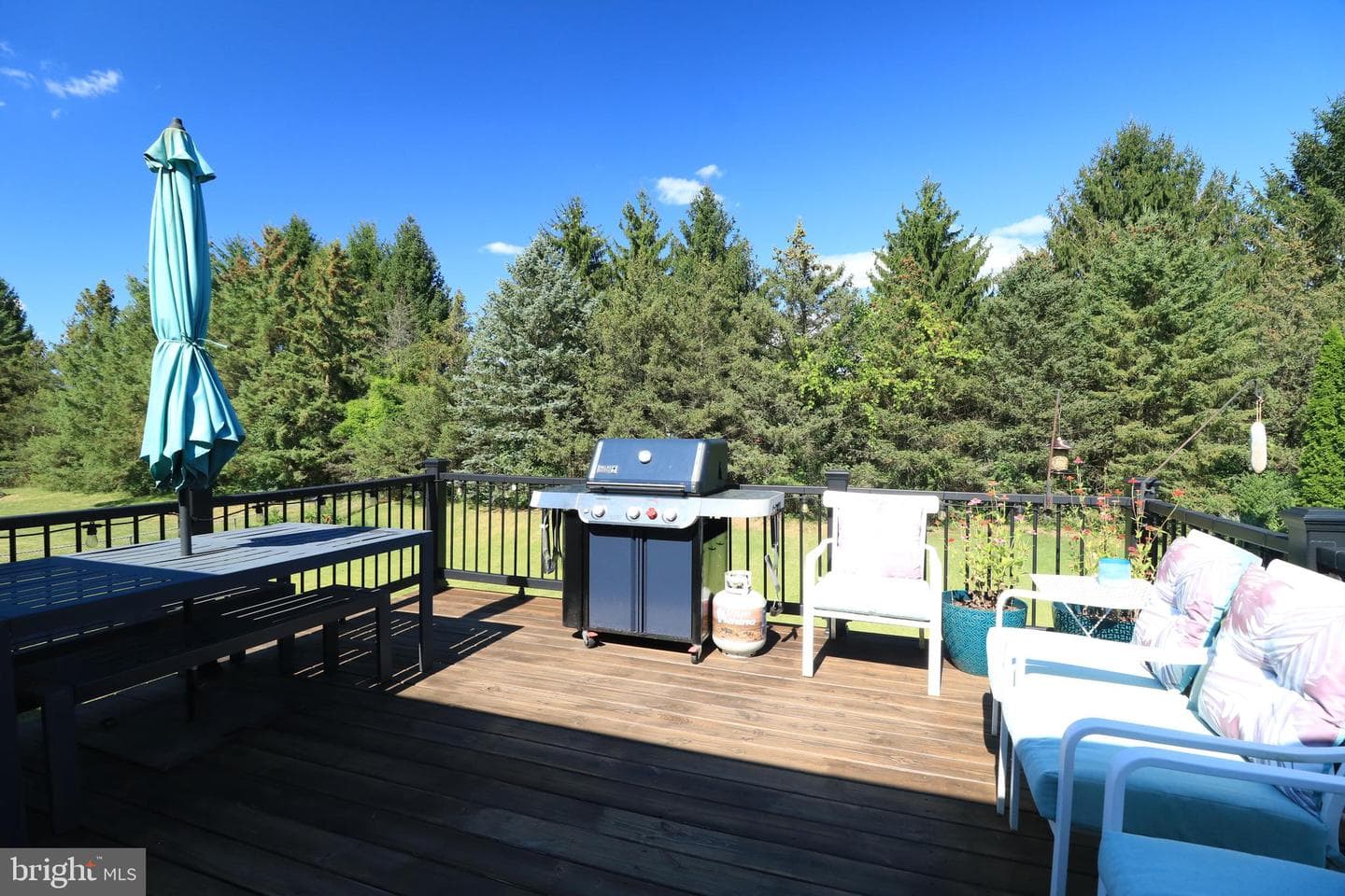 311 Goldfinch Drive photo 51