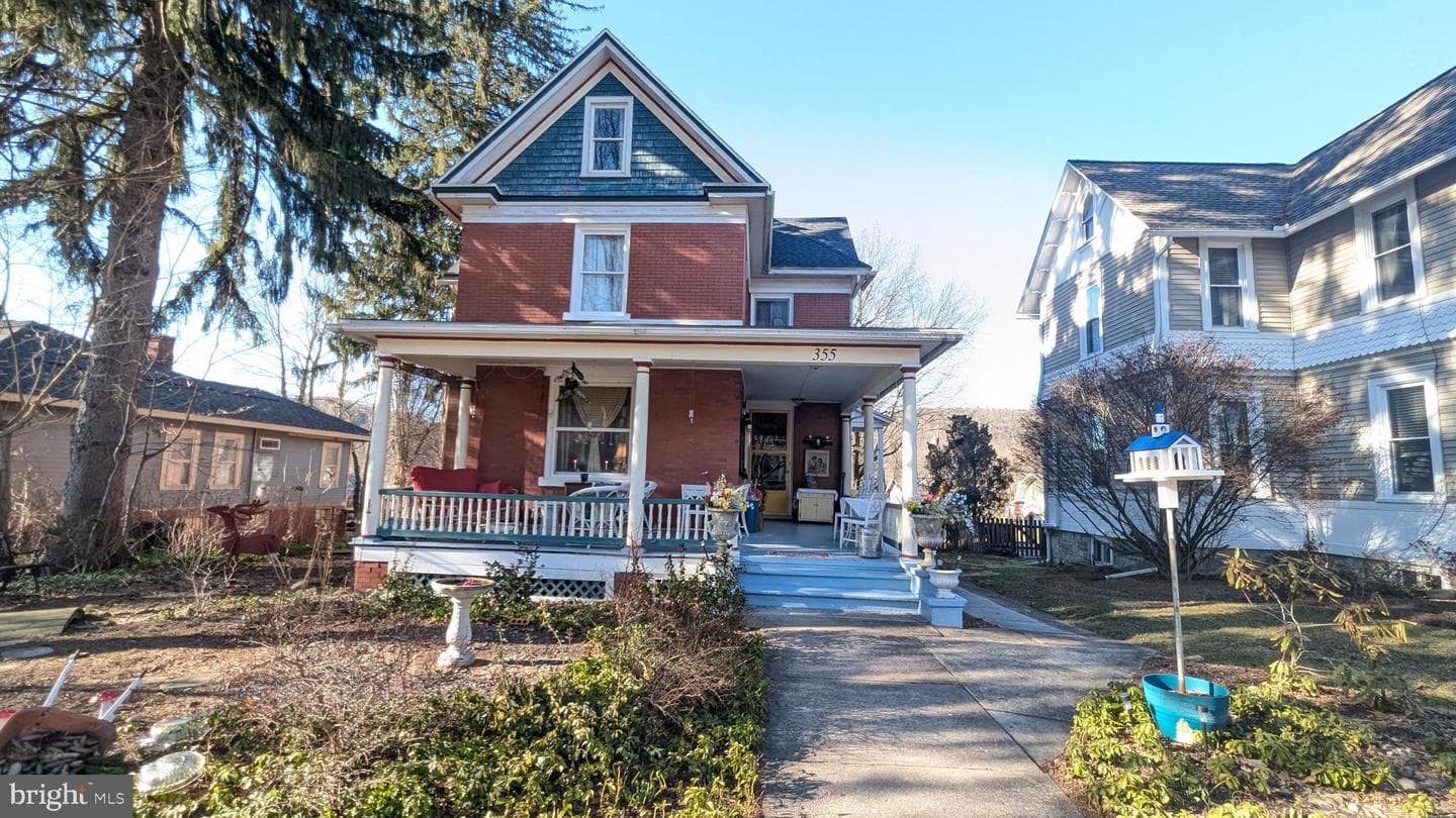 355 E Curtin Street photo 3