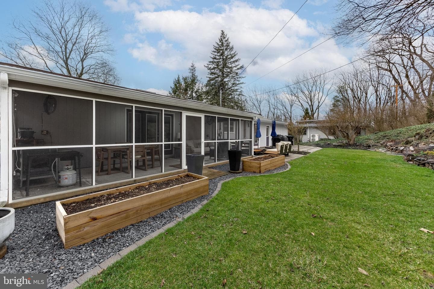 1137 Dorum Avenue photo 56
