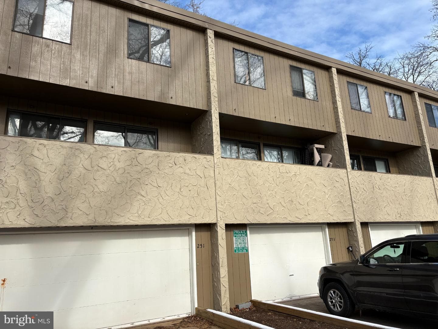 253 E Nittany Avenue photo 1