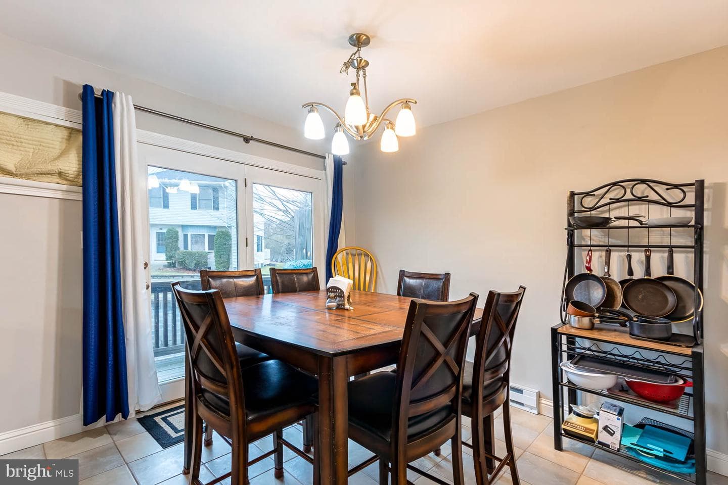 1803 Bayfield Court photo 4