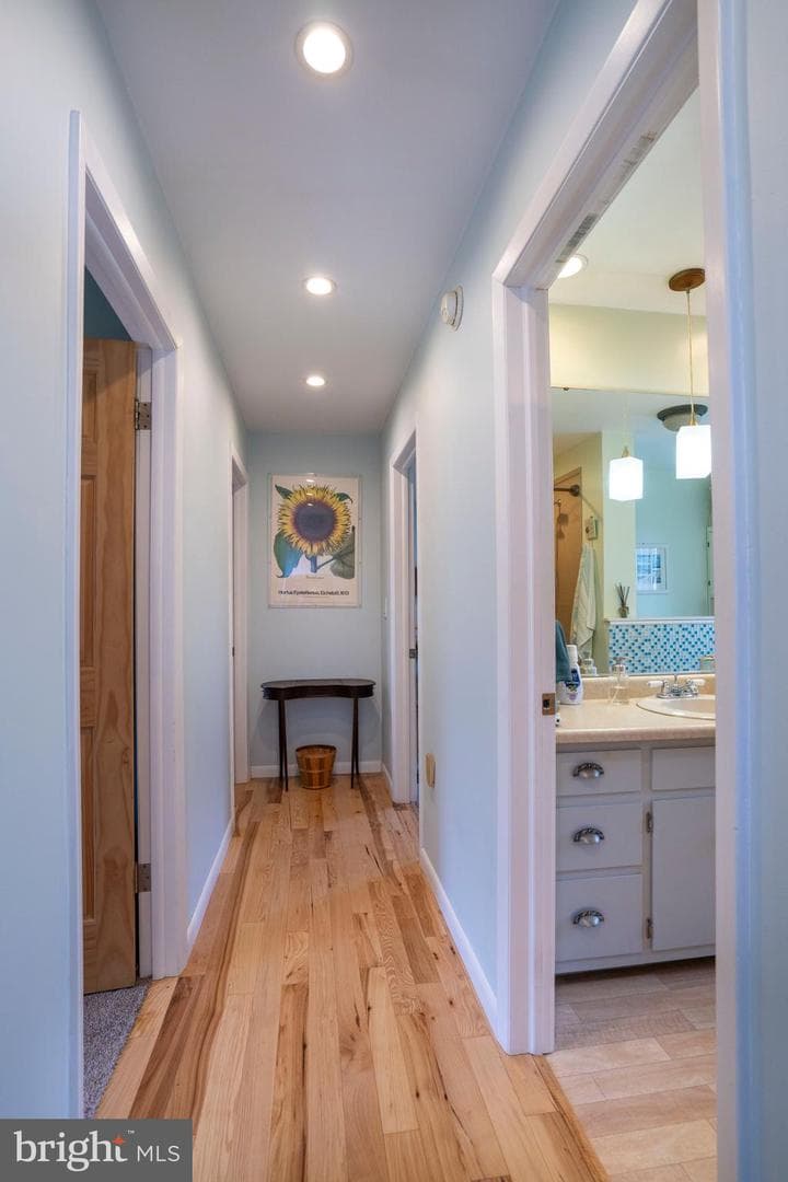 131 Terry Street photo 24