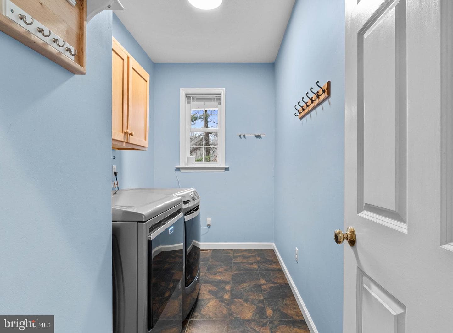 190 Michael Road photo 12