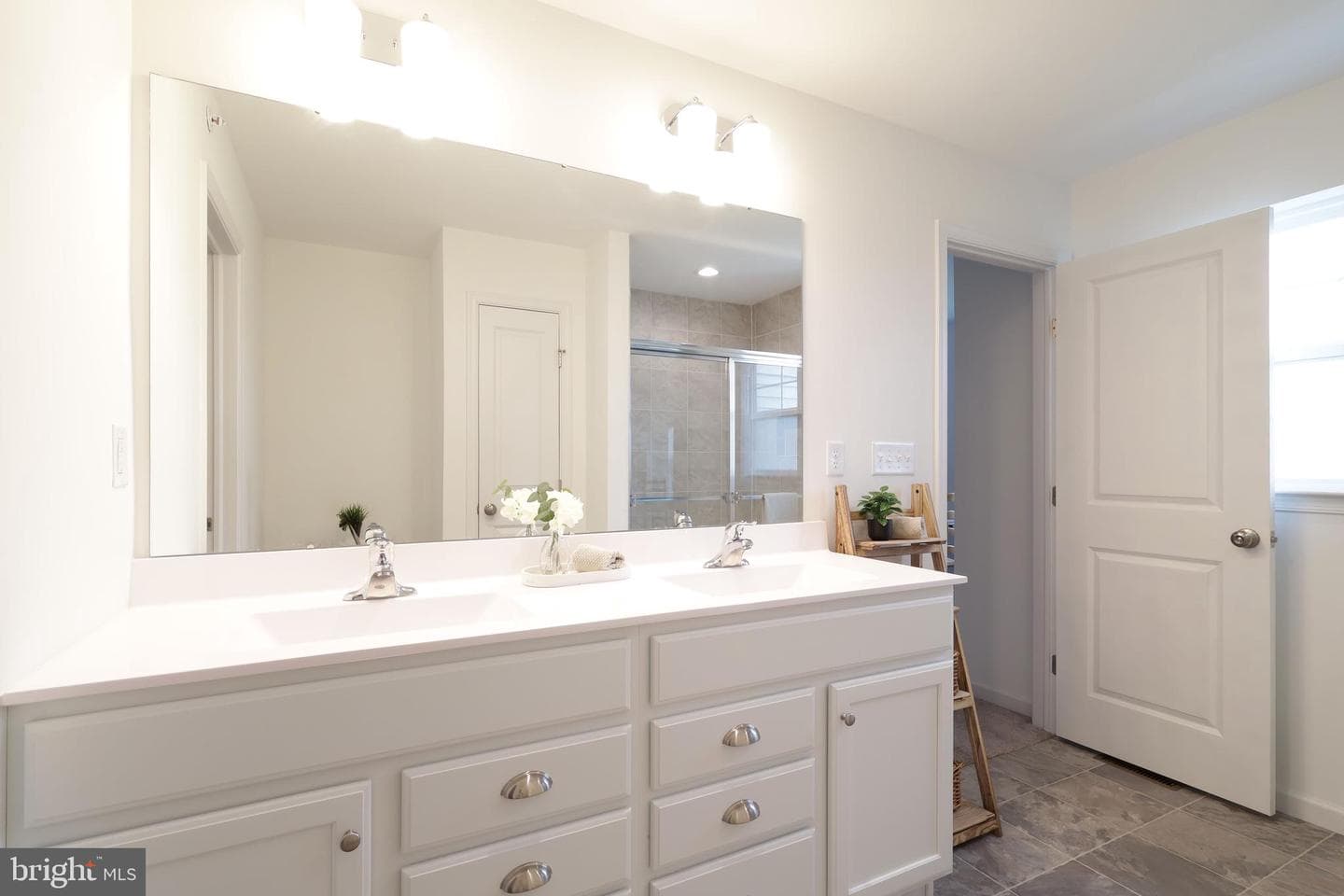 154 Magnolia Lane photo 33
