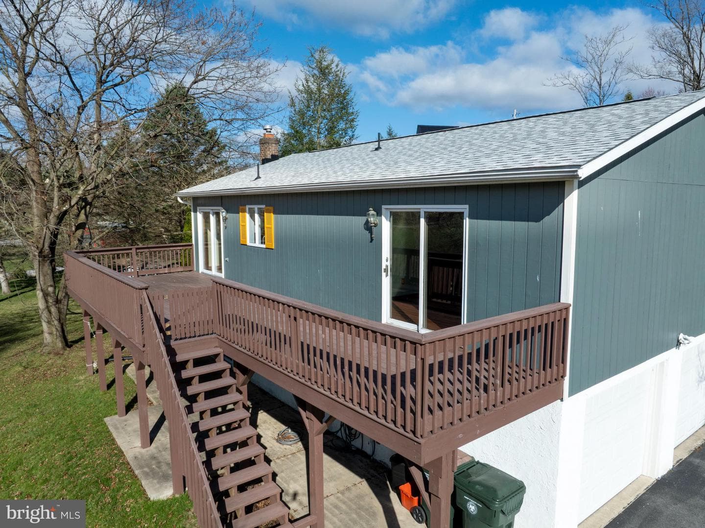 1202 Pine Circle photo 7