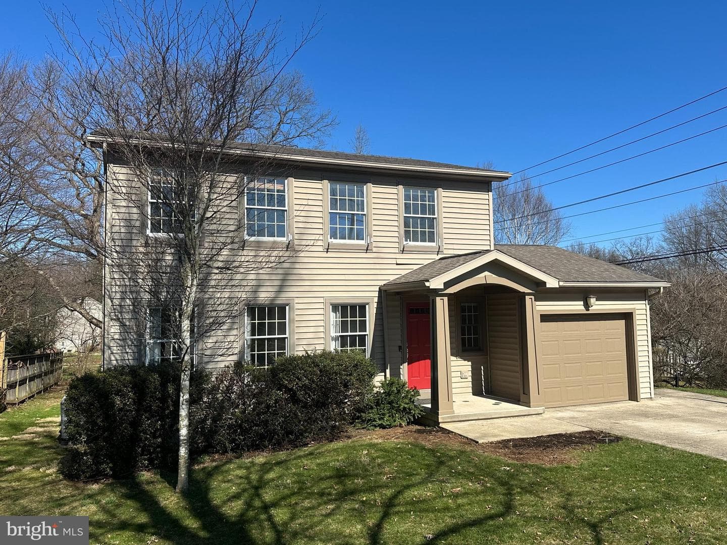 1007 Amelia Ave. photo 3