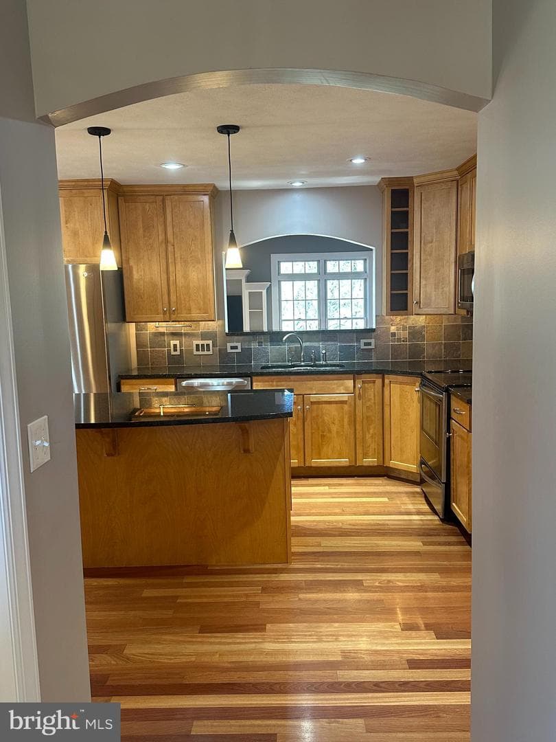 1007 Amelia Ave. photo 8