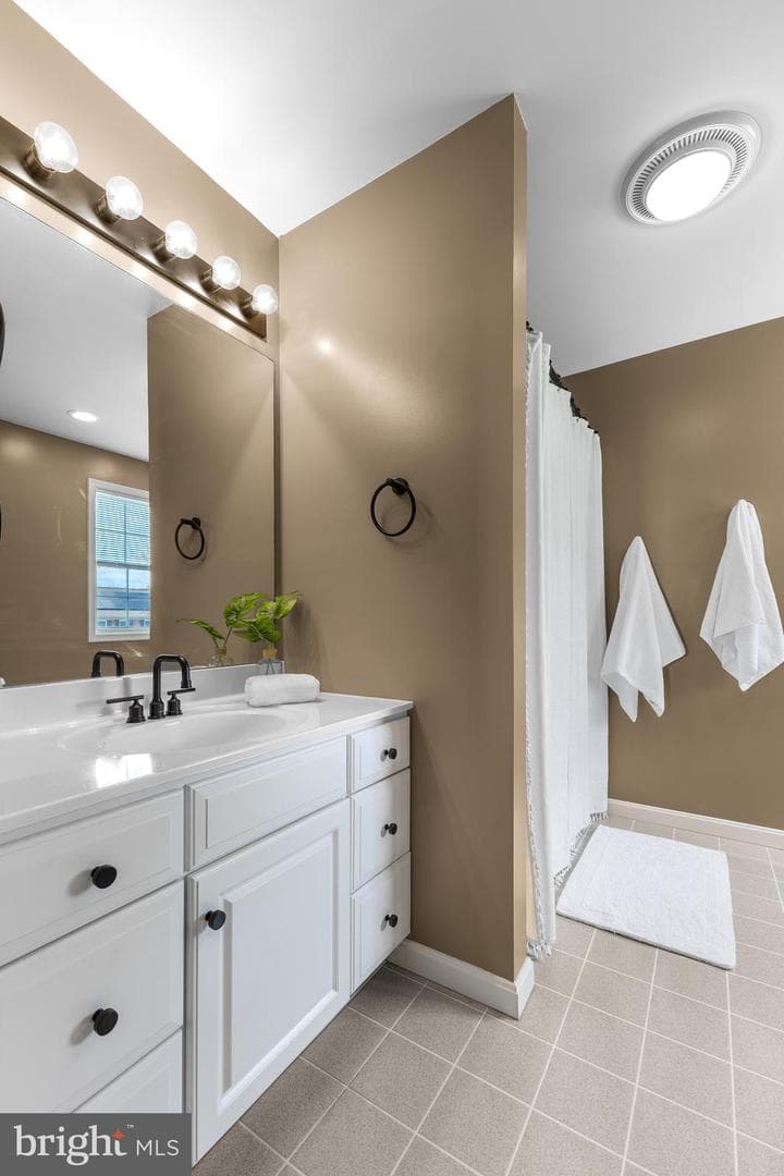 200 Doubletree Place photo 26