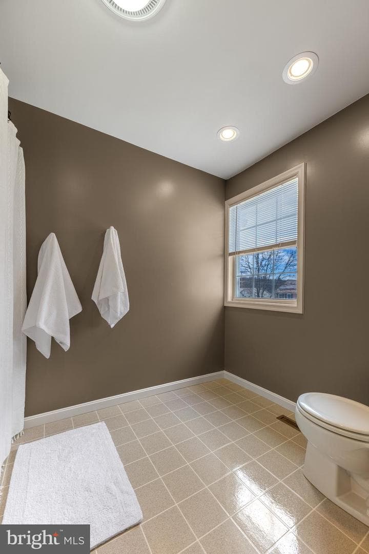 200 Doubletree Place photo 27