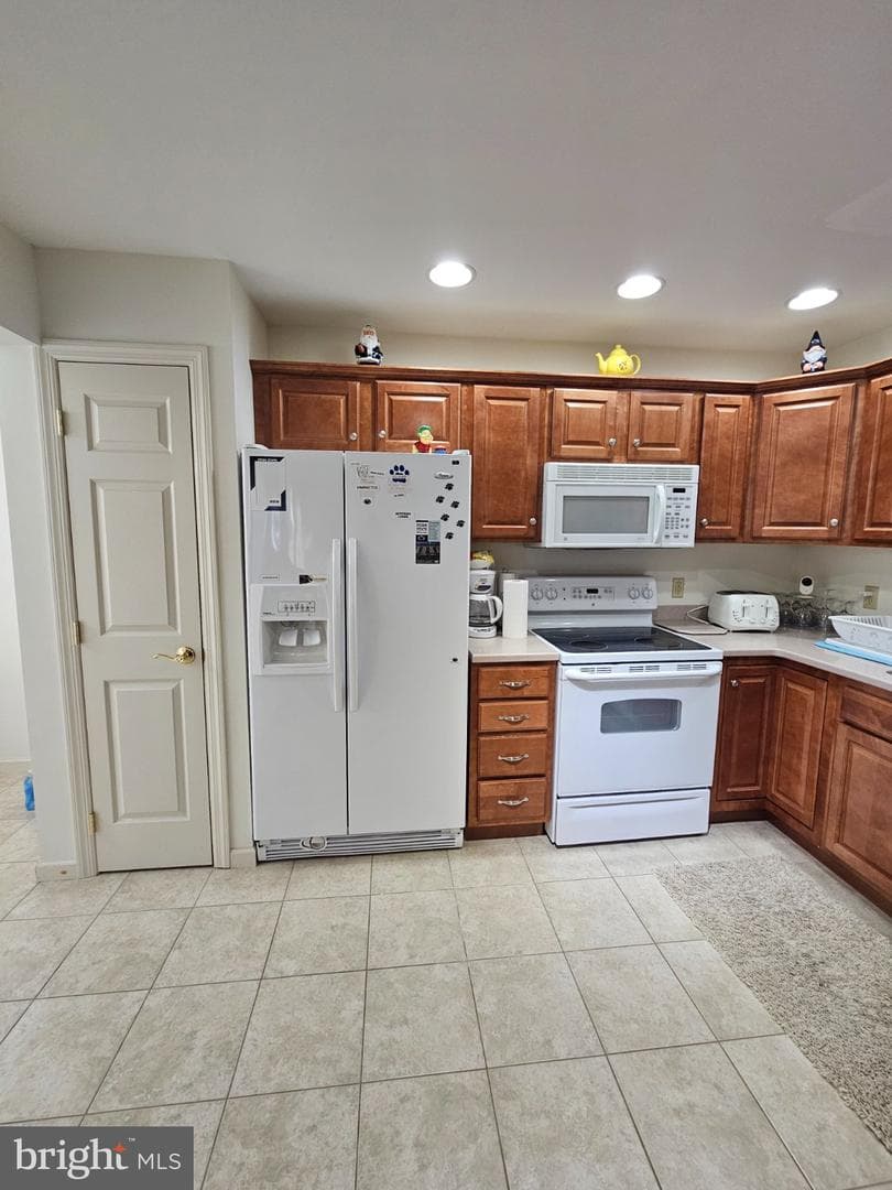 106 Lincoln Avenue photo 12