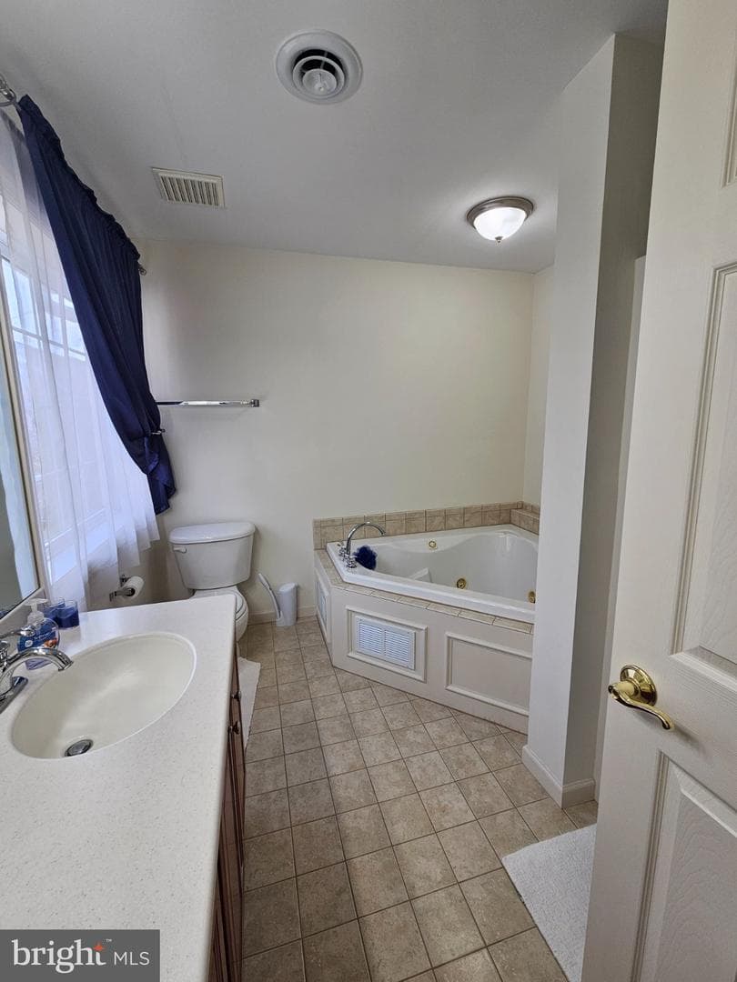 106 Lincoln Avenue photo 24