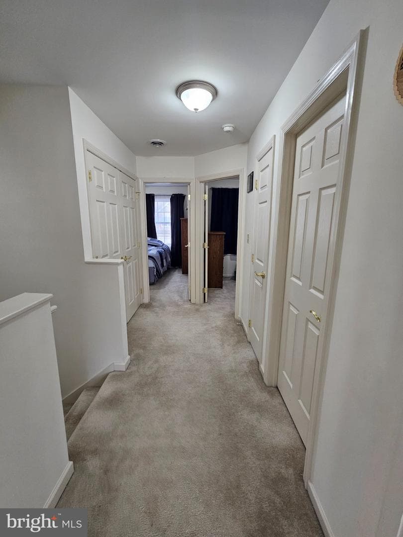 106 Lincoln Avenue photo 27