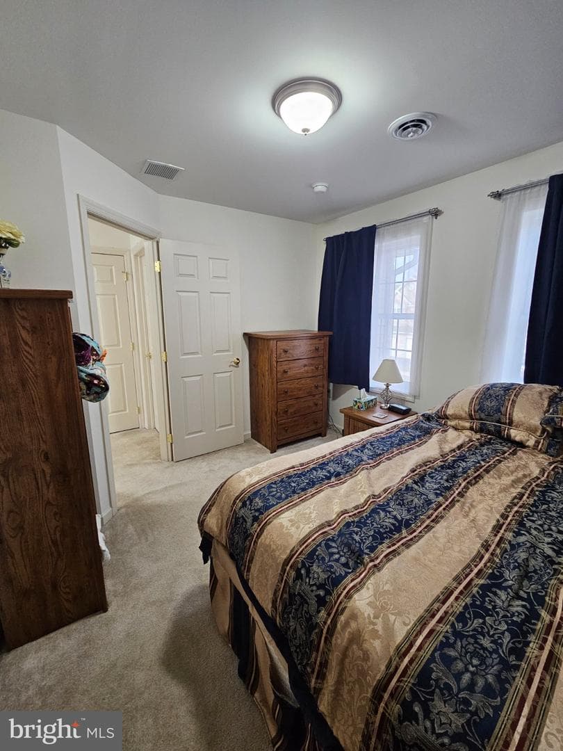 106 Lincoln Avenue photo 38