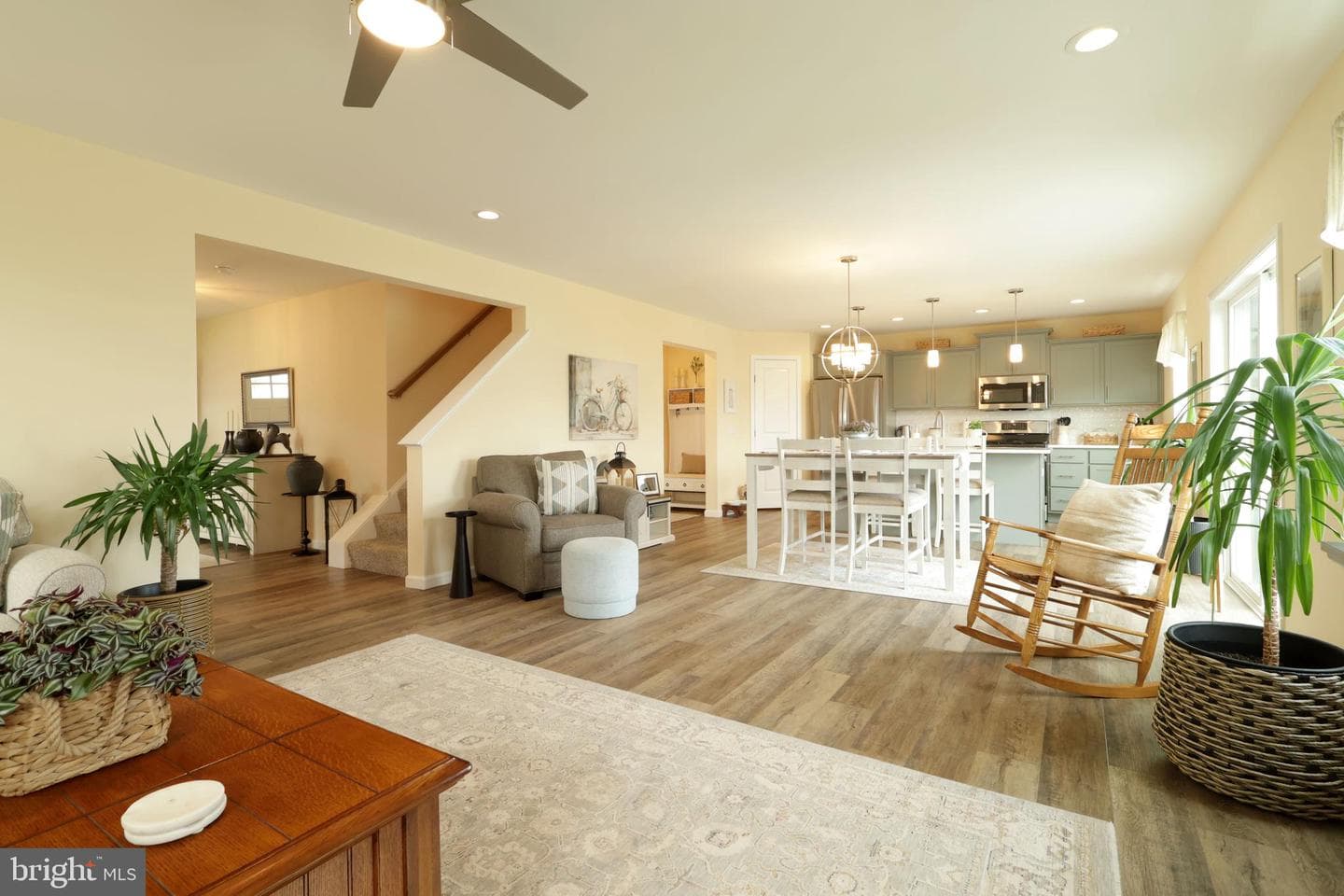 155 Isabella Circle photo 14