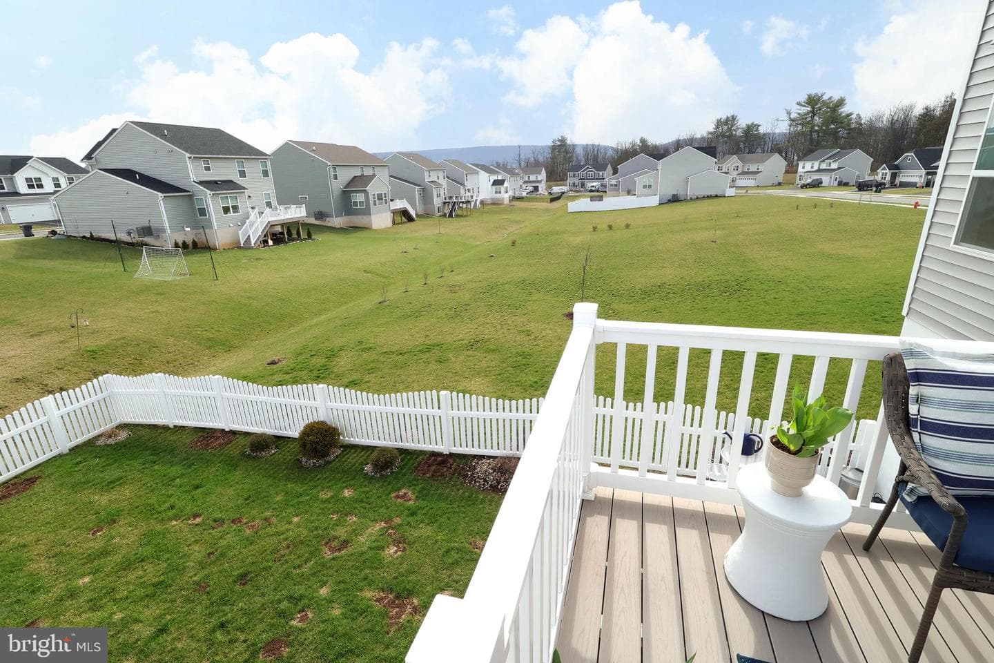 155 Isabella Circle photo 29