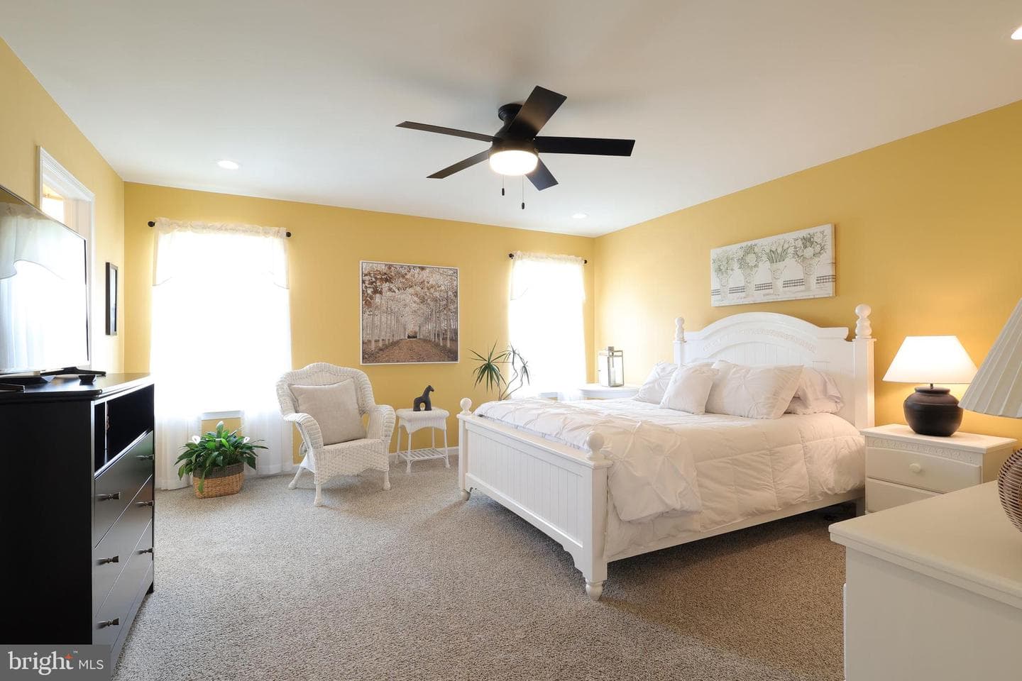 155 Isabella Circle photo 35