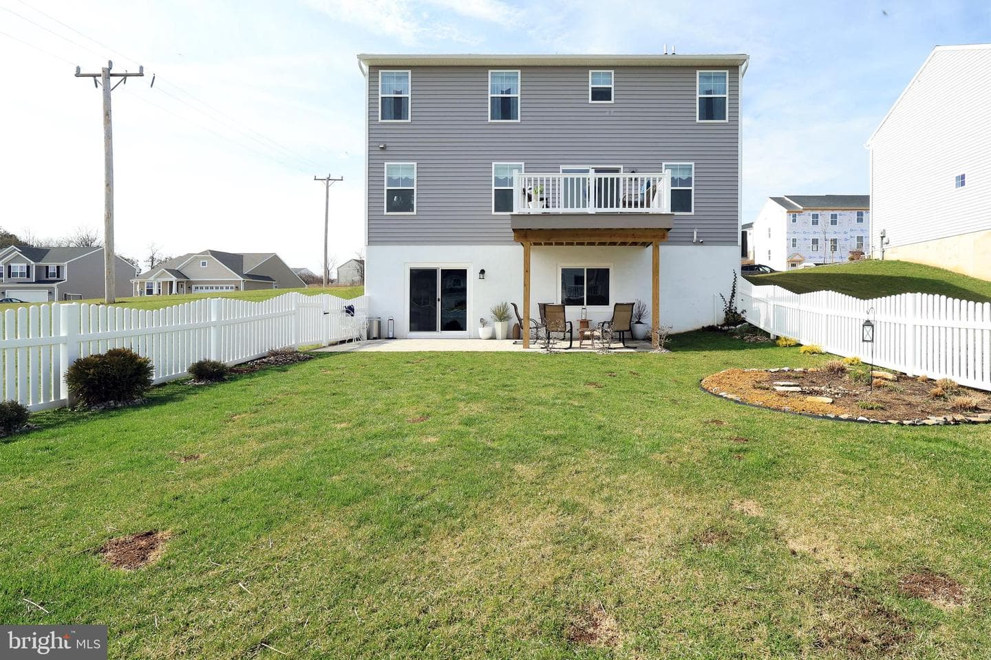 155 Isabella Circle photo 51