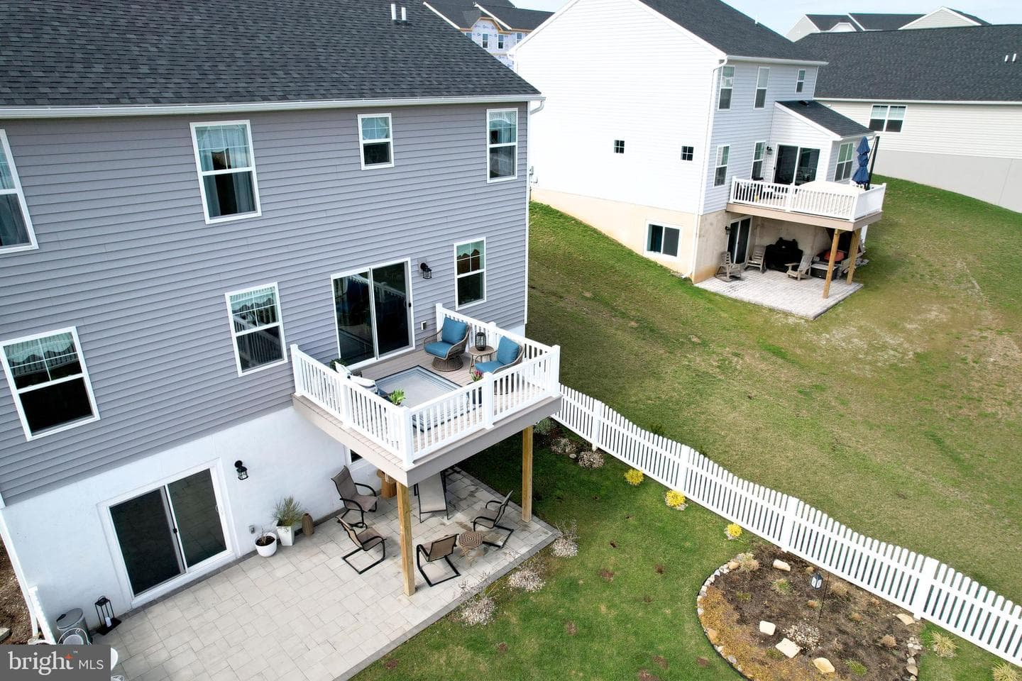 155 Isabella Circle photo 56