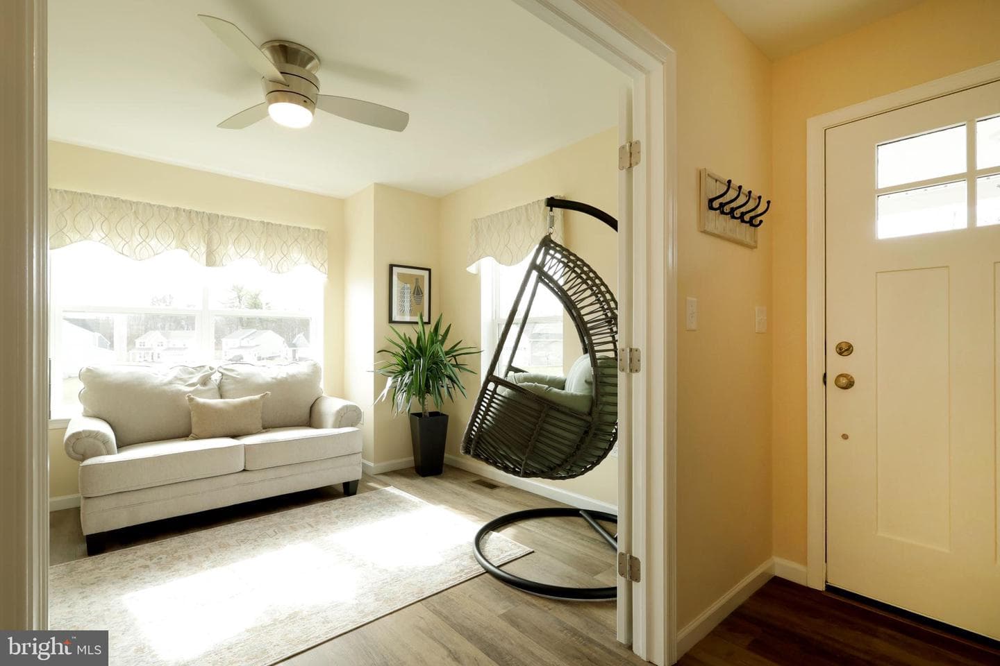 155 Isabella Circle photo 6