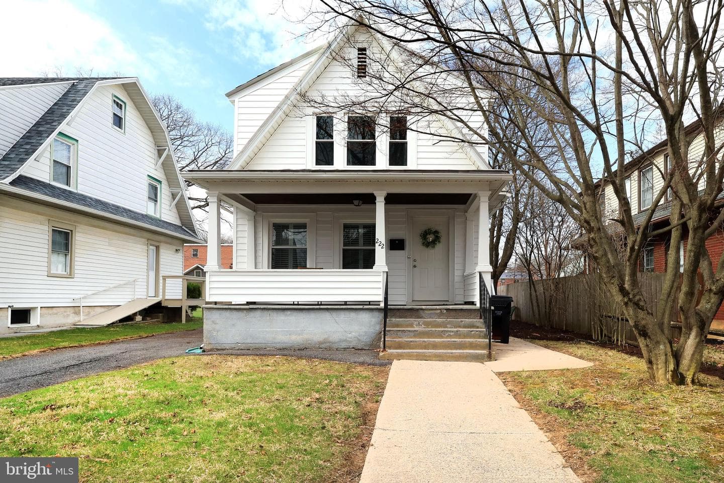 222 S Gill Street photo 2