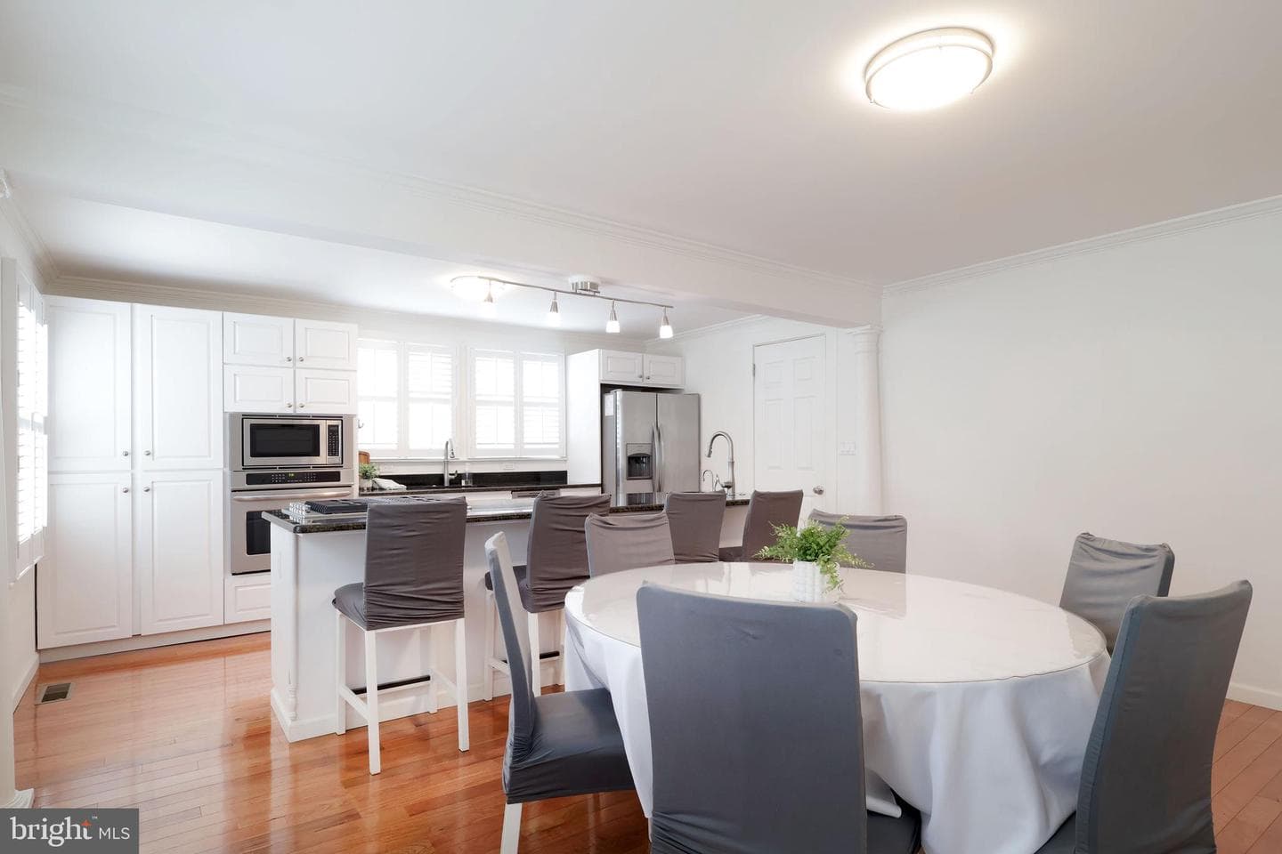 222 S Gill Street photo 25