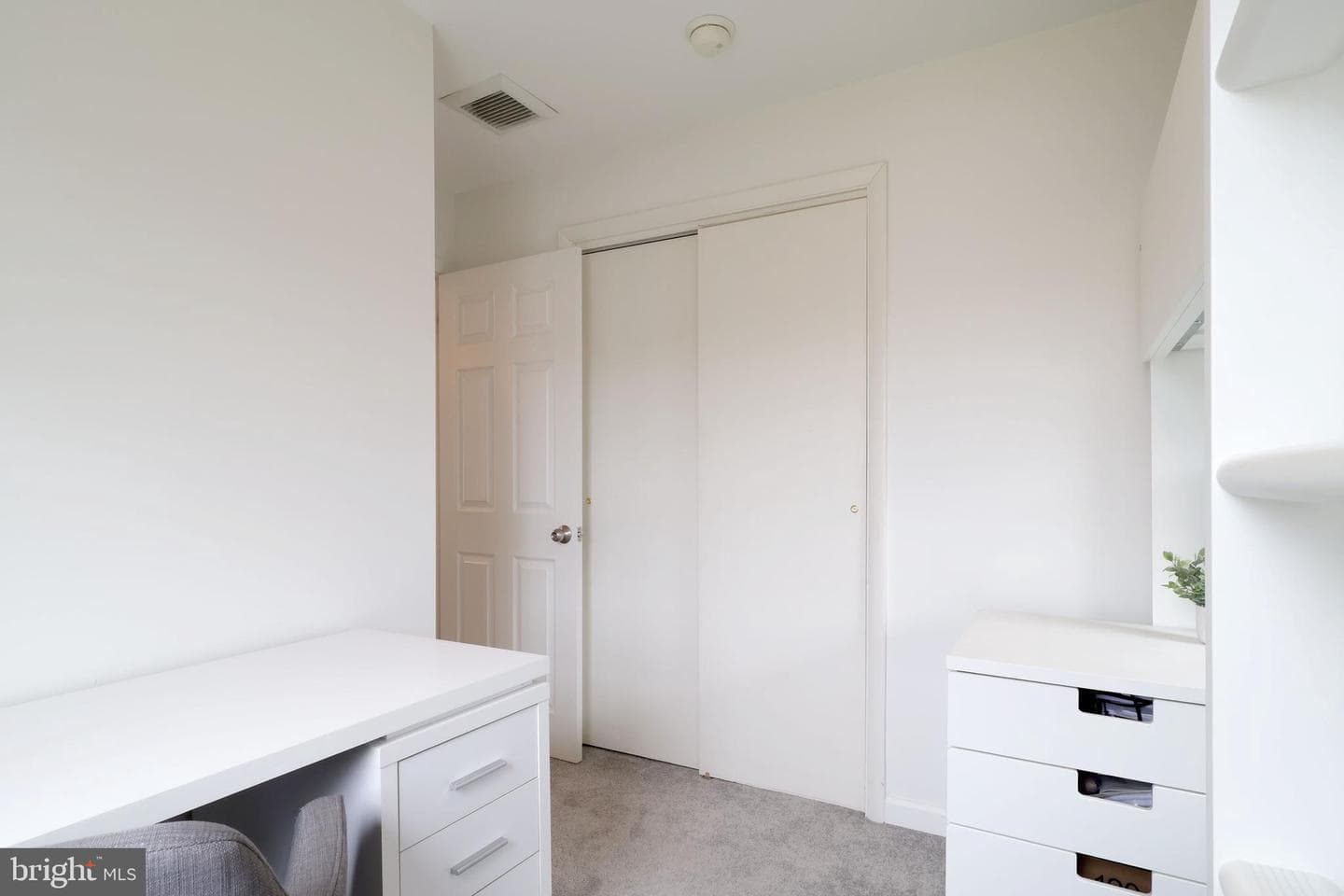 222 S Gill Street photo 35