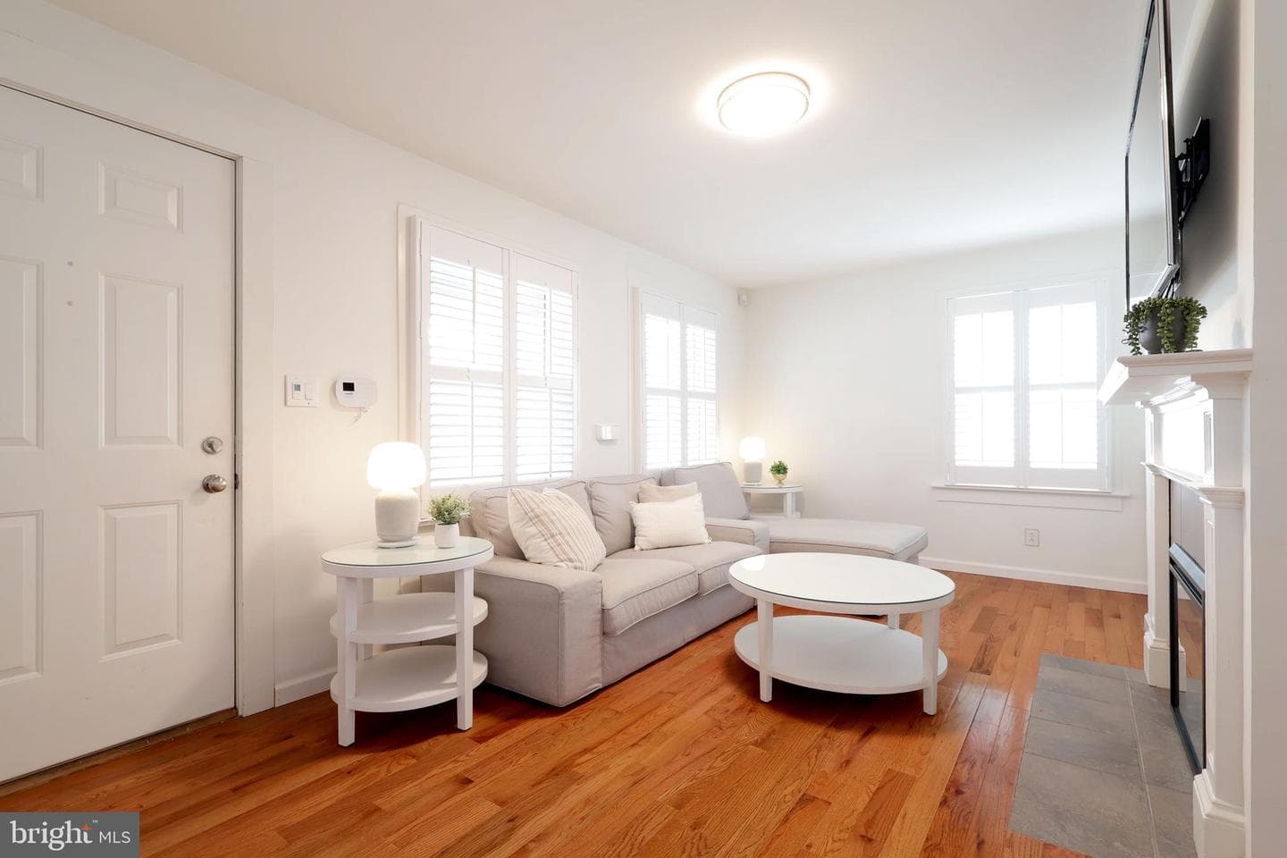 222 S Gill Street photo 7