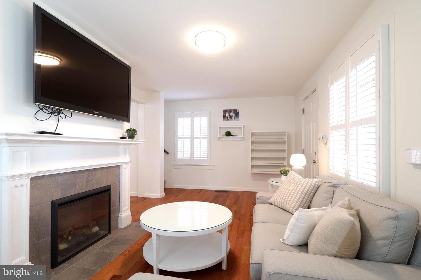 222 S Gill Street photo 9