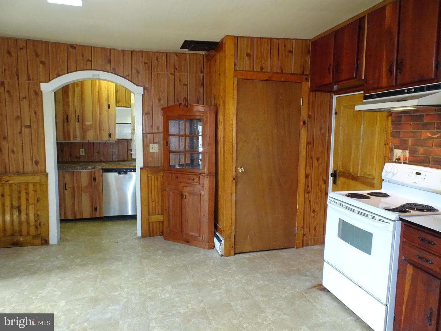 4305 Jacksonville Road photo 6
