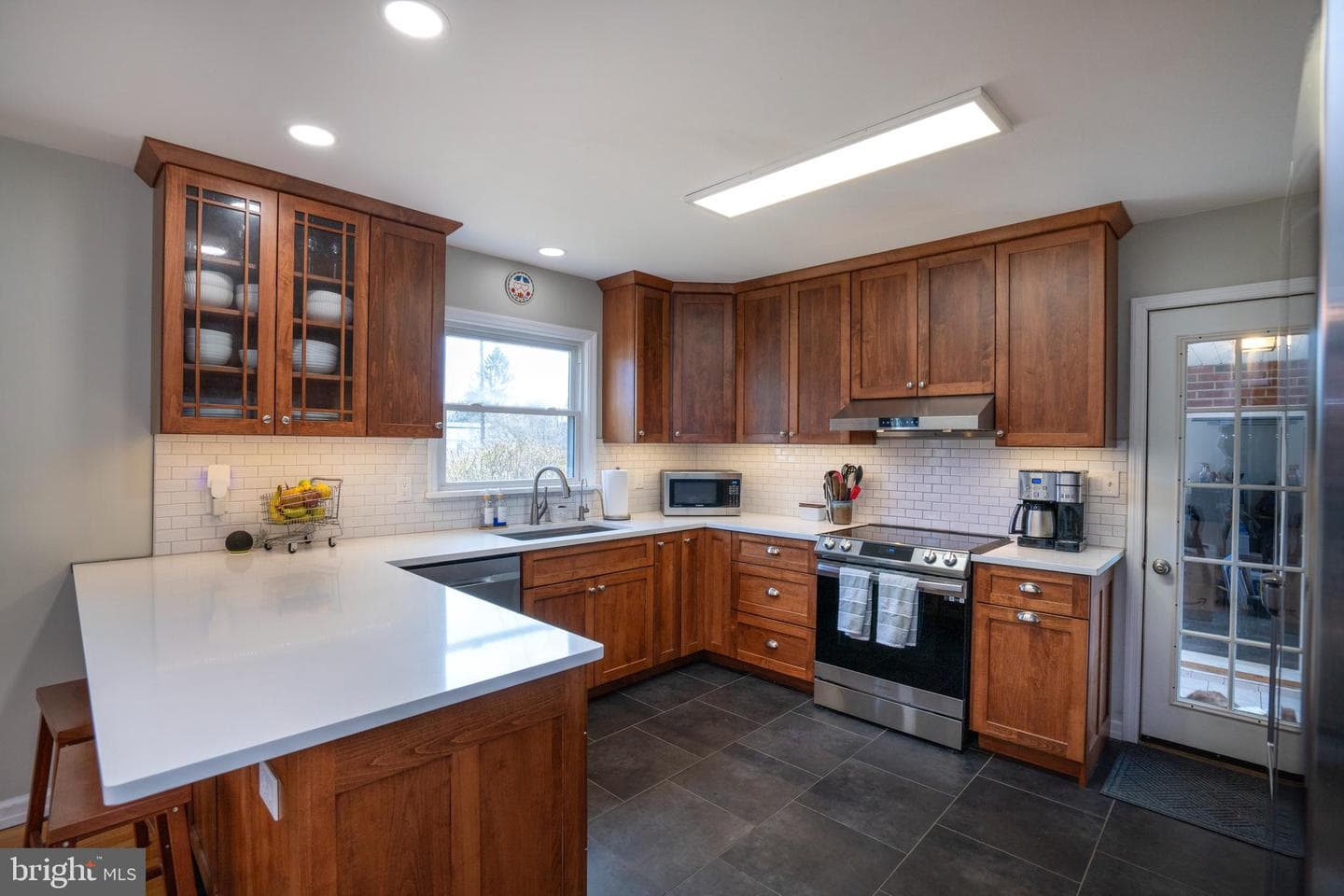 1628 Cherry Hill Road N photo 3