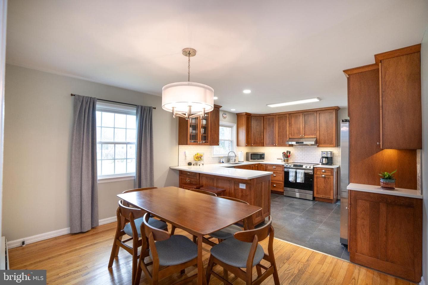1628 Cherry Hill Road N photo 4