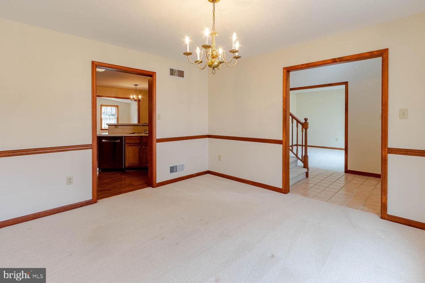 1460 Yardal Road photo 20