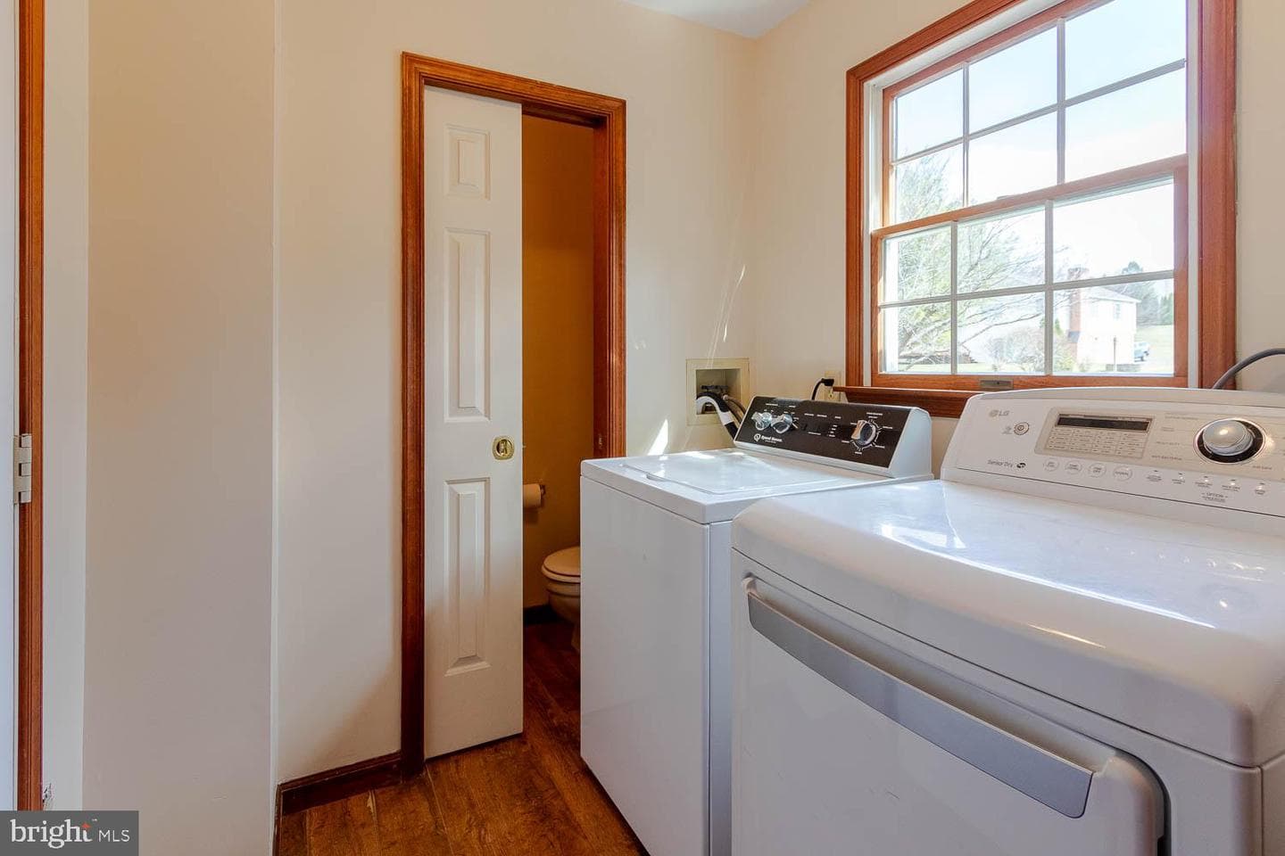 1460 Yardal Road photo 23