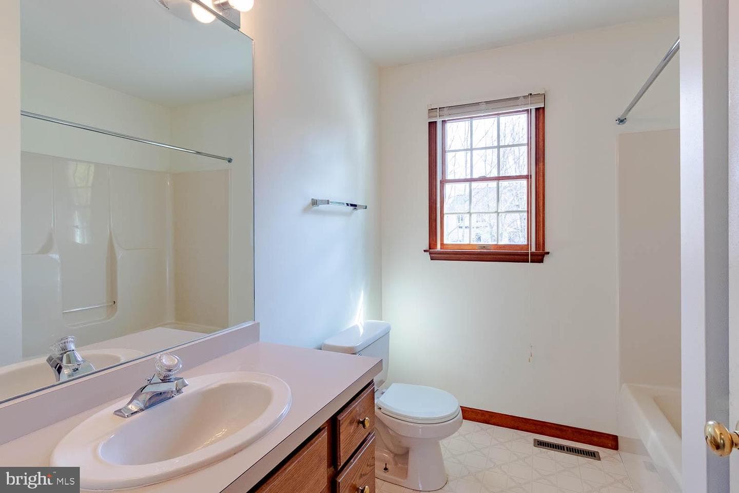 1460 Yardal Road photo 31