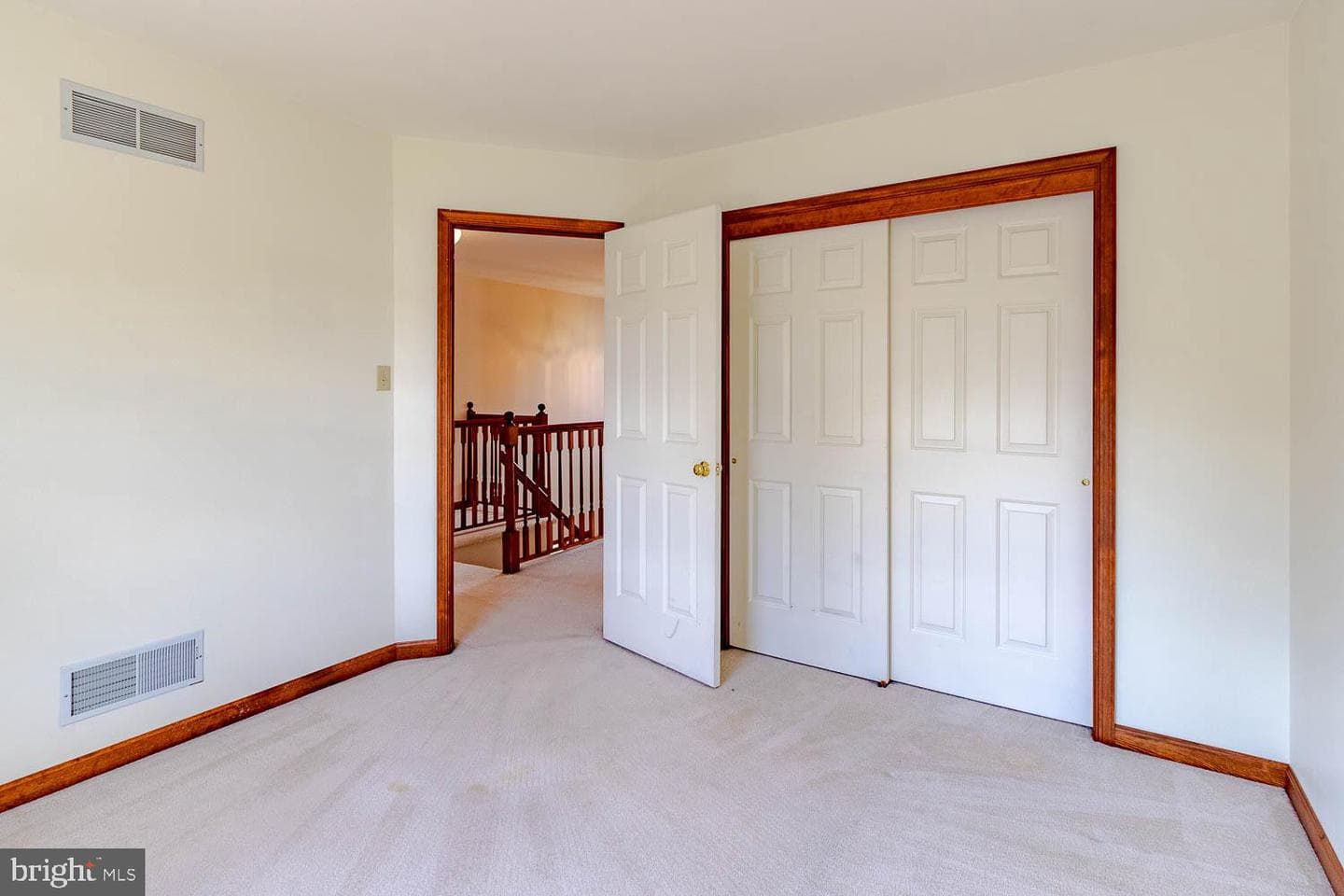 1460 Yardal Road photo 33