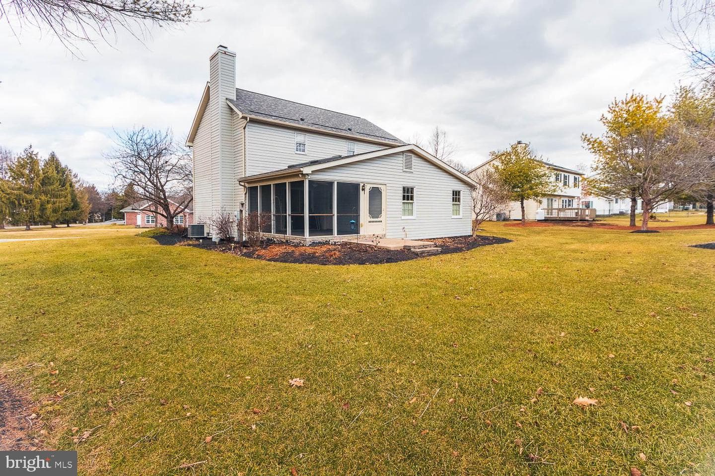 1460 Yardal Road photo 56