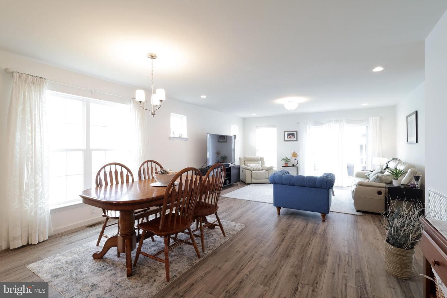 145 Kephart Street photo 18