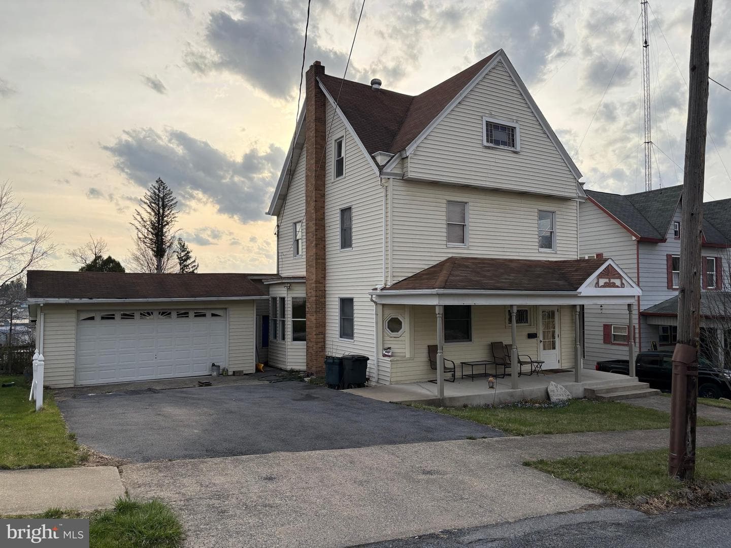 219 South Front Street, Philipsburg