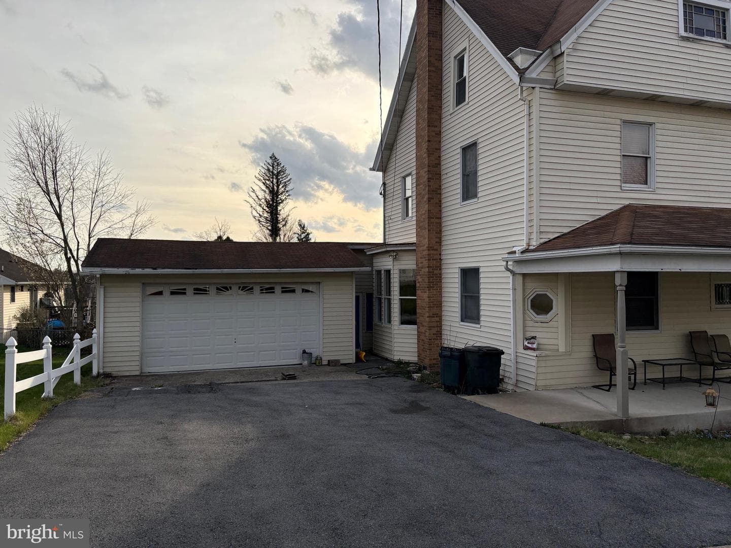 219 South Front Street photo 21