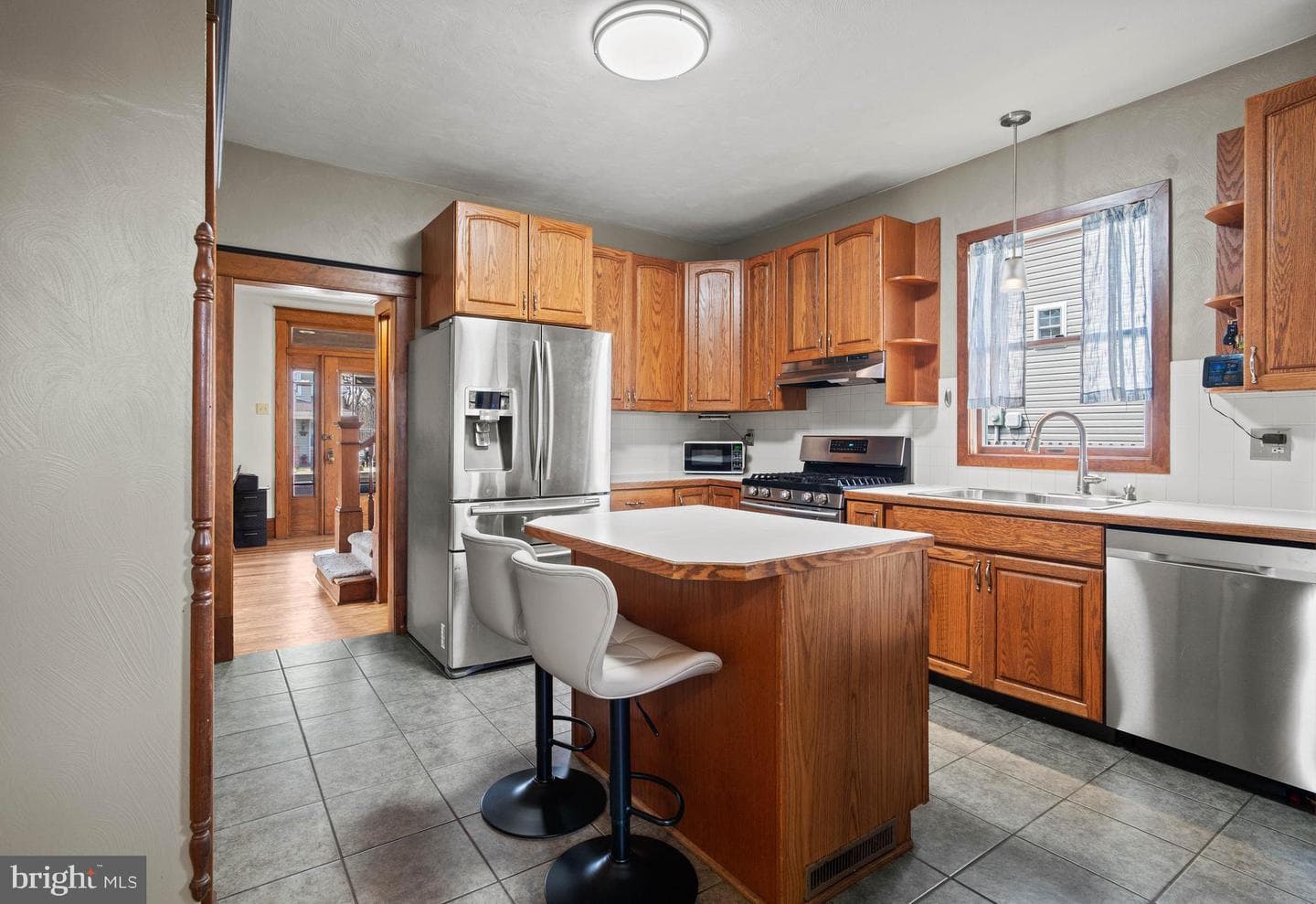 209 S High Street photo 14