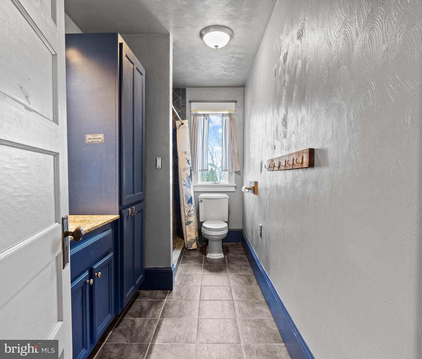 209 S High Street photo 22
