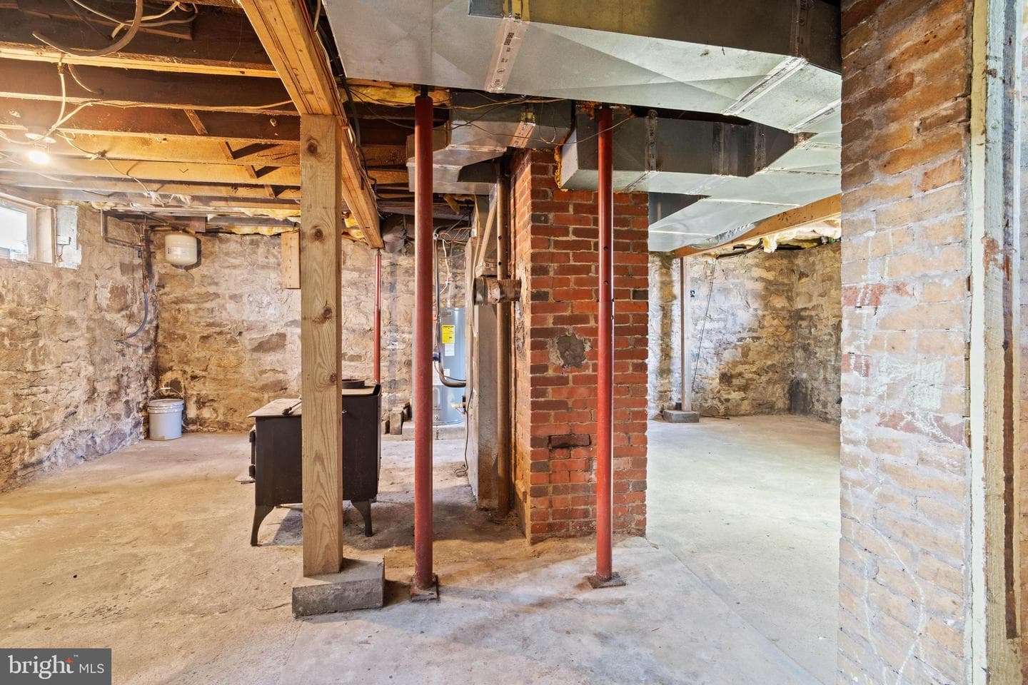 209 S High Street photo 27