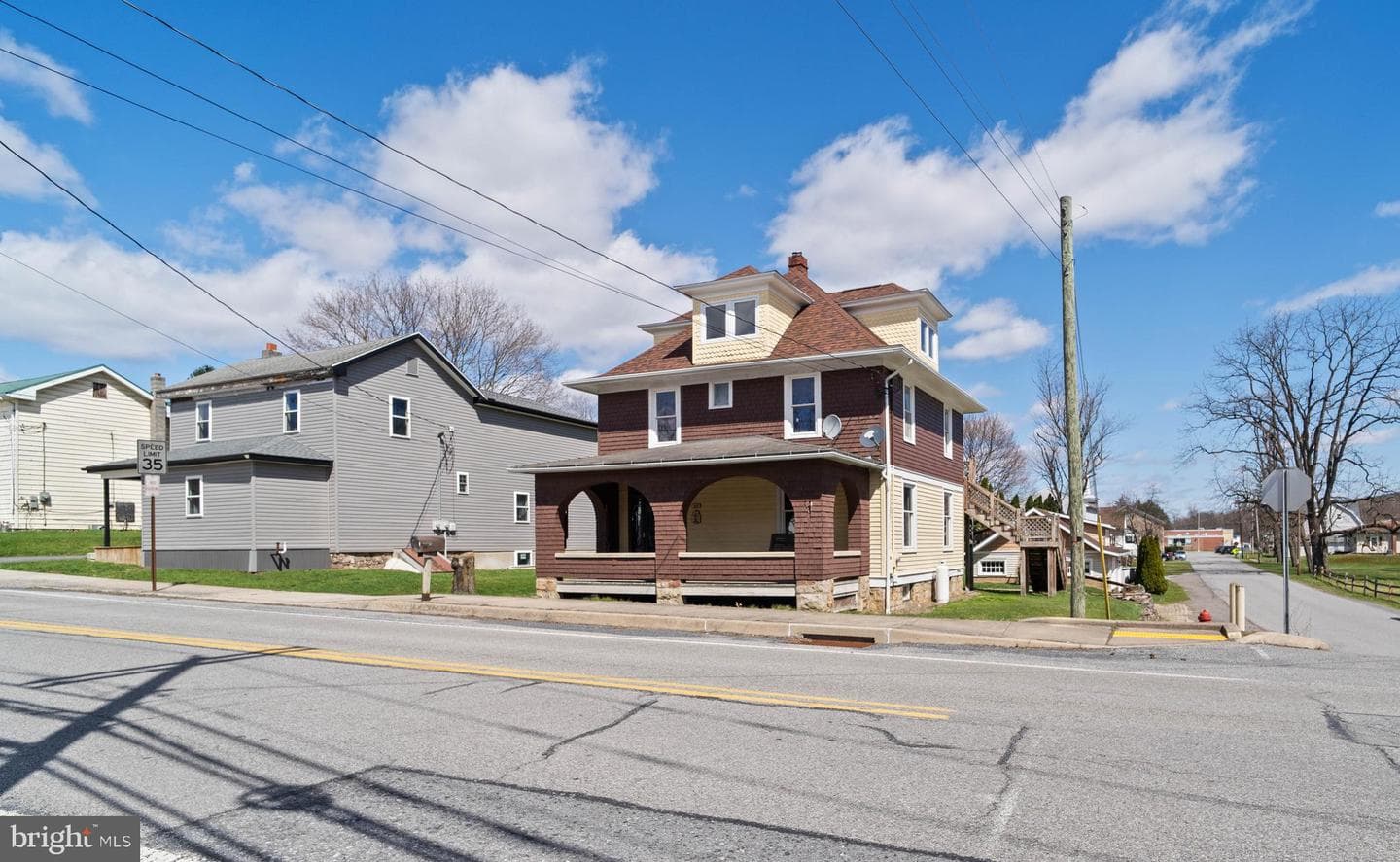 209 S High Street photo 3