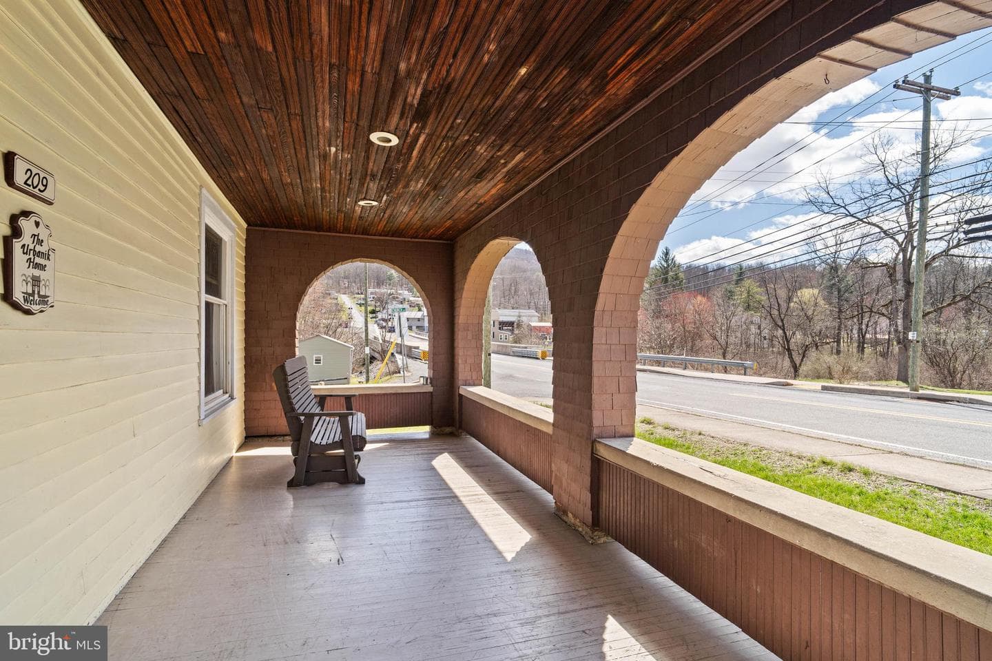 209 S High Street photo 4