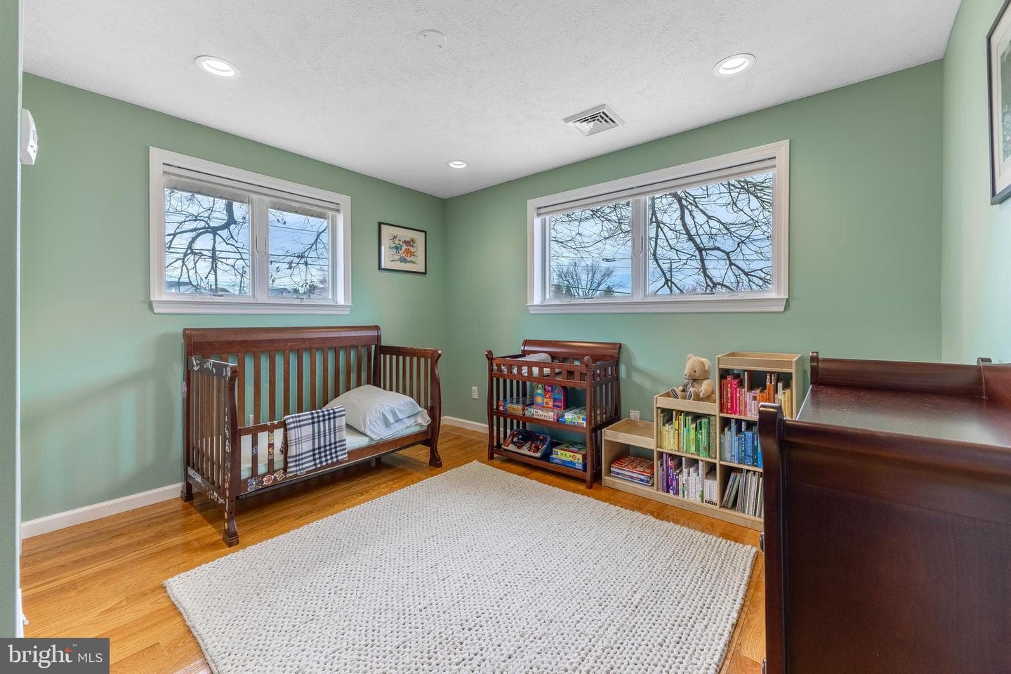 805 E High Street photo 20